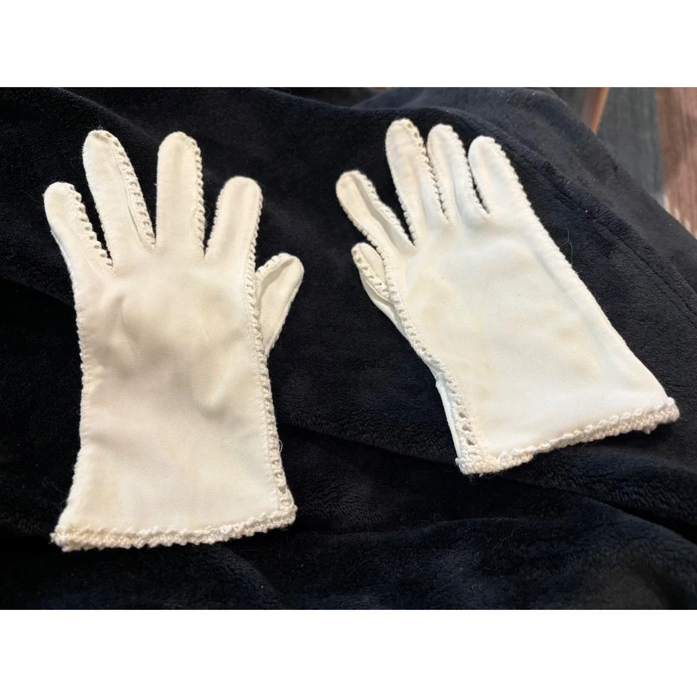 Vintage Dress Gloves Lot of 2 Cream Crochet & Slouch Ruched Matte Cotton